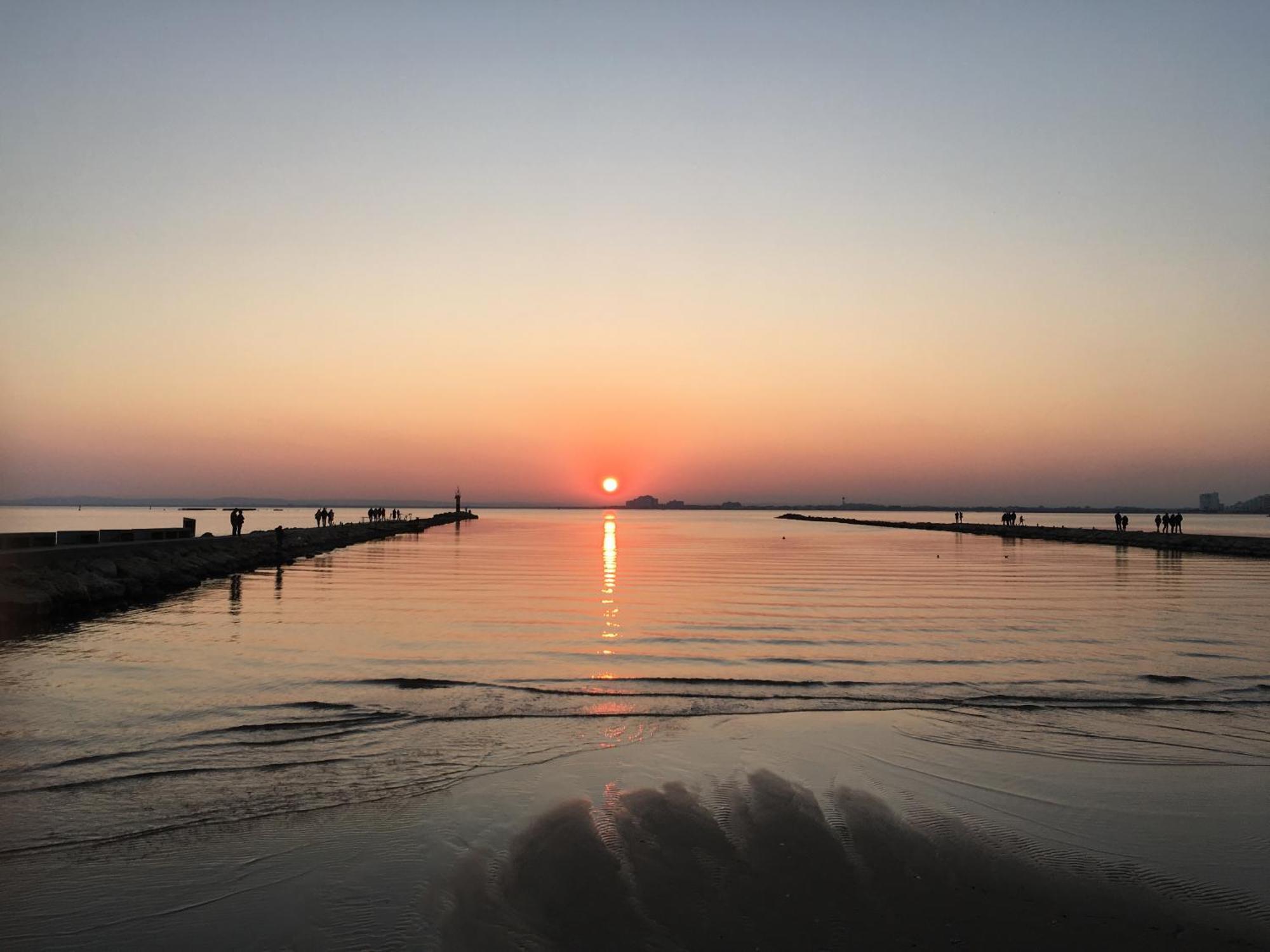 Roses Confort Beach Ev Milleni Dış mekan fotoğraf