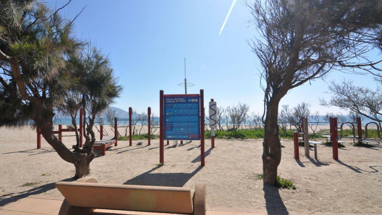 Roses Confort Beach Ev Milleni Dış mekan fotoğraf