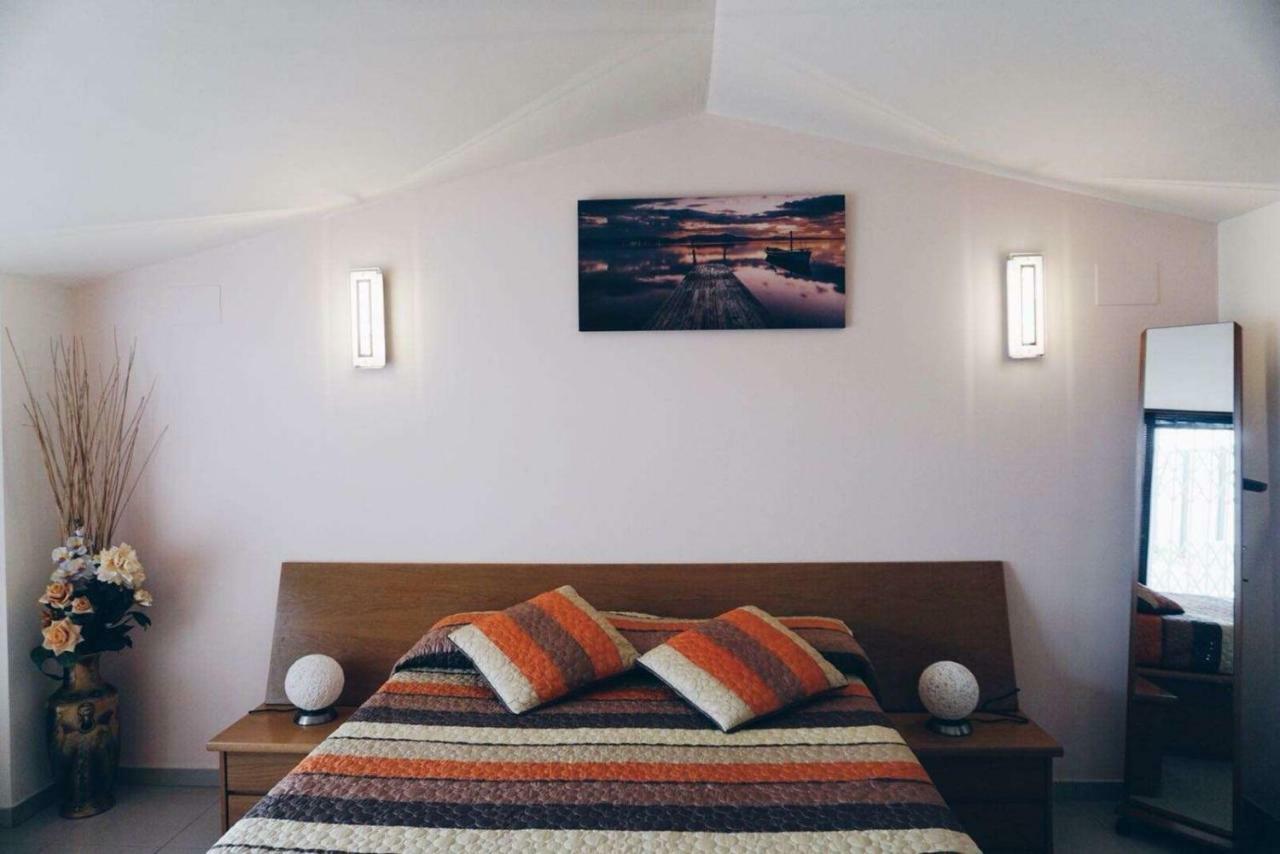 Roses Confort Beach Ev Milleni Dış mekan fotoğraf